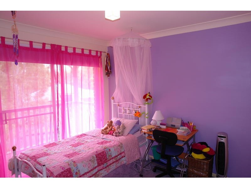 66 Gibson Cres, Bellbowrie QLD 4070